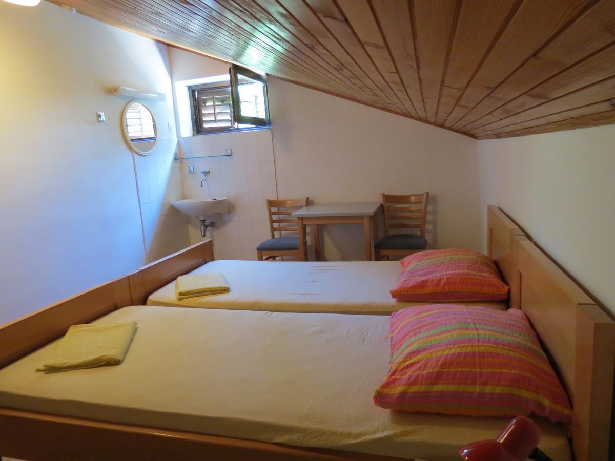 Hi Hostel Veli Lošinj Dış mekan fotoğraf