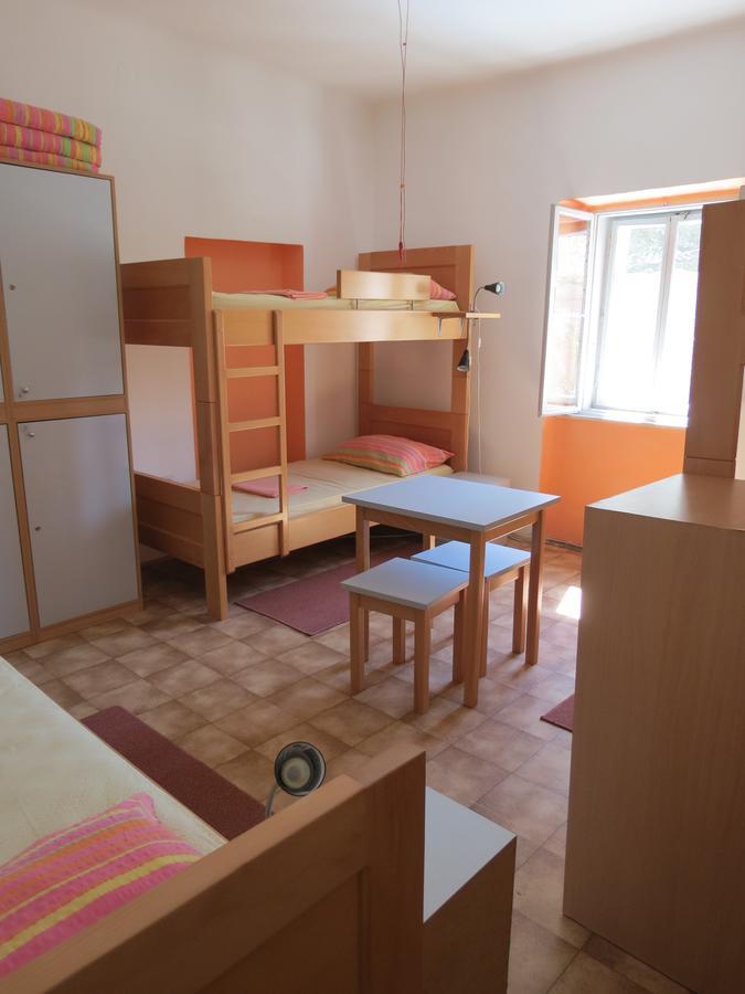 Hi Hostel Veli Lošinj Dış mekan fotoğraf