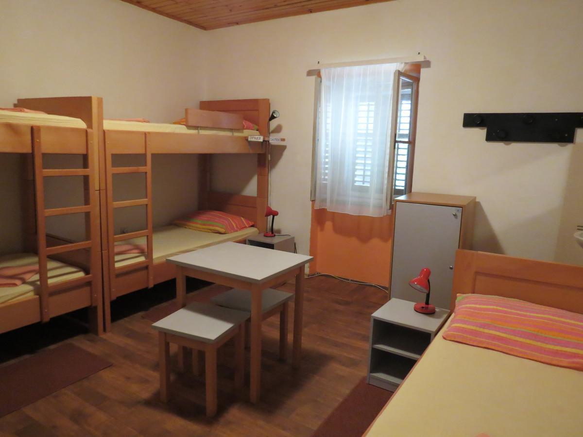Hi Hostel Veli Lošinj Dış mekan fotoğraf